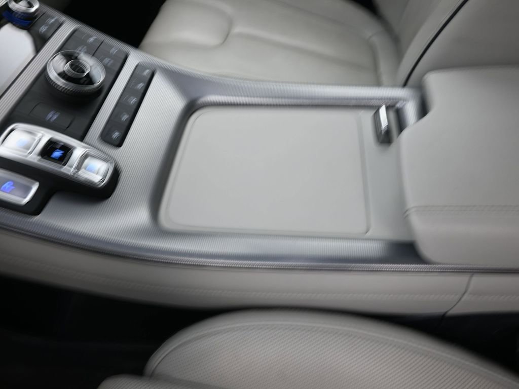 Used 2024 Hyundai Palisade Calligraphy image 17