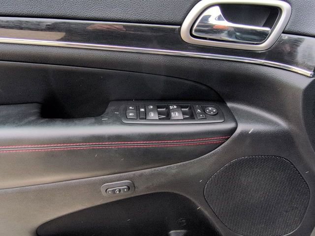 Used 2017 Jeep Grand Cherokee Trailhawk w/ Trailhawk Luxury Group image 13