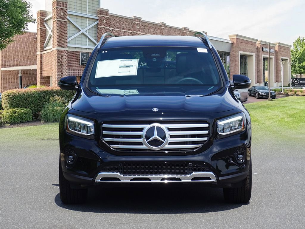 New 2025 Mercedes-Benz GLB 250 4MATIC image 2