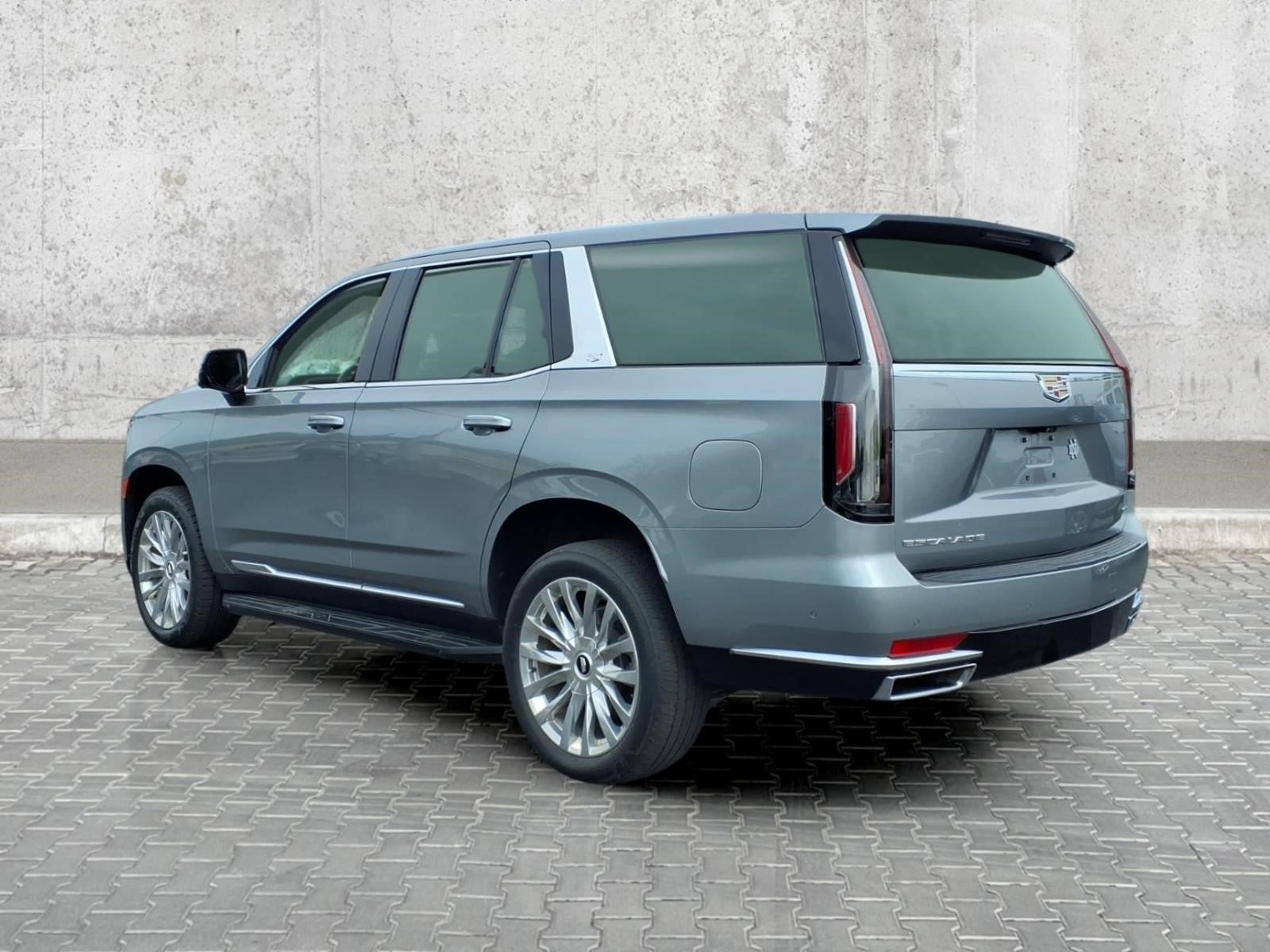 Used 2023 Cadillac Escalade Premium Luxury AWD/4WD image 9