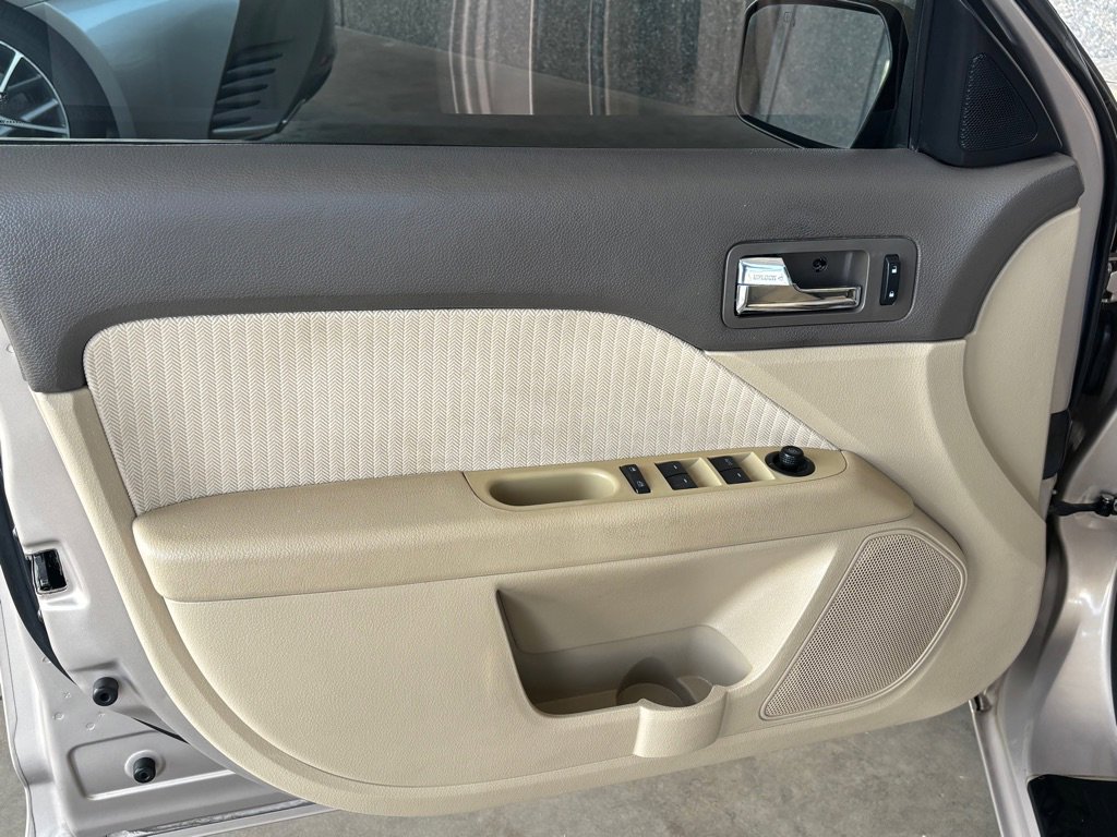 Used 2006 Mercury Milan image 16