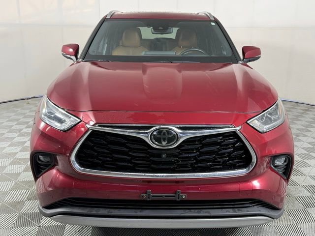 Used 2021 Toyota Highlander Platinum image 10