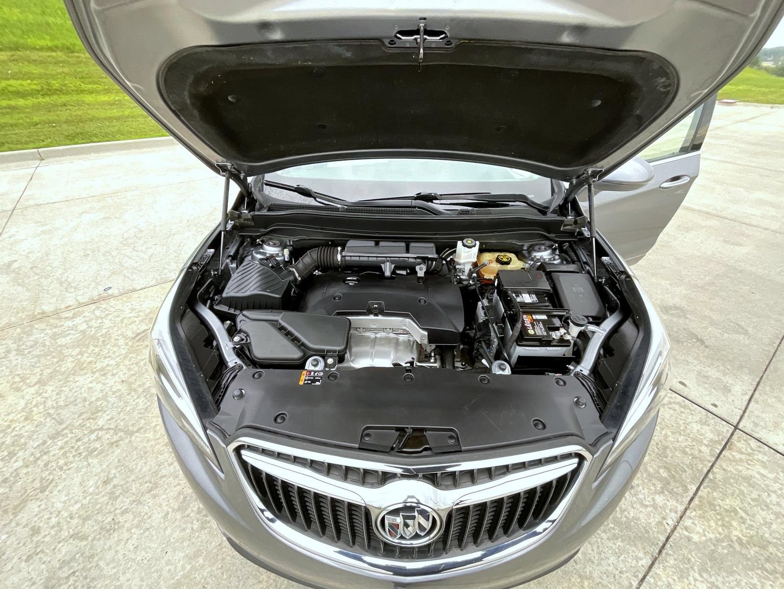 Used 2020 Buick Envision Essence FWD image 24
