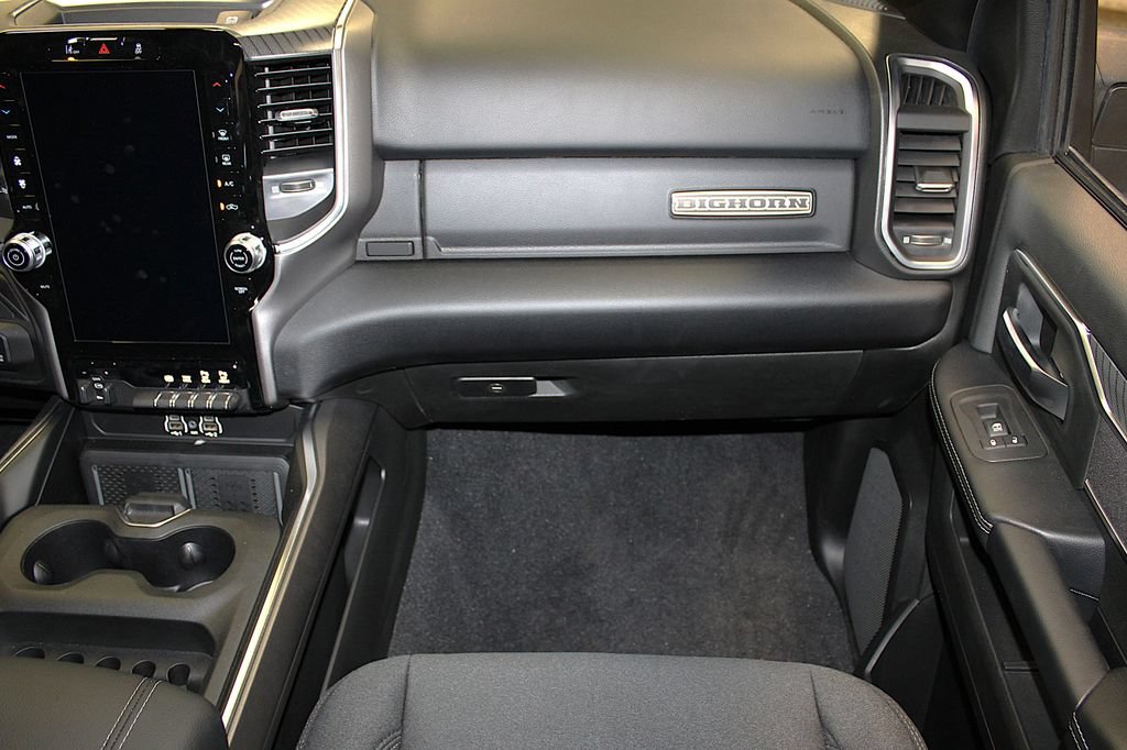 New 2026 RAM 2500 Big Horn AWD/4WD image 33