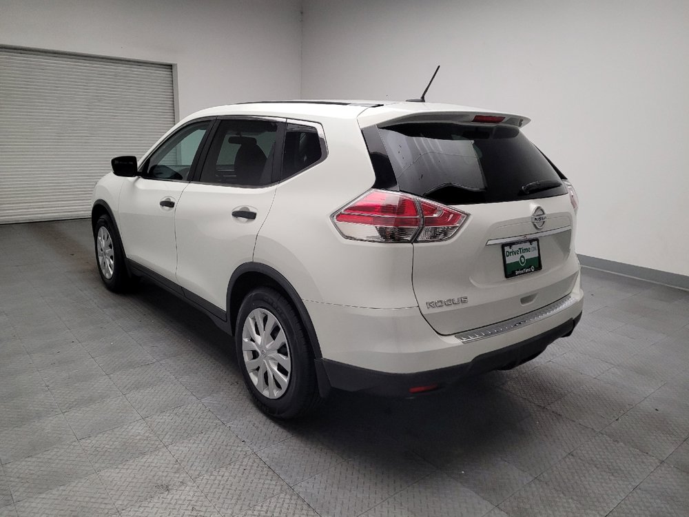 Used 2016 Nissan Rogue S w/ S Family Package FWD image 5