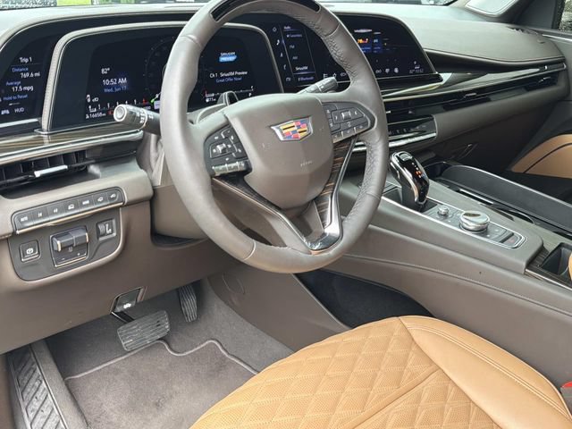 Used 2024 Cadillac Escalade Sport w/ Touring Package AWD/4WD image 21