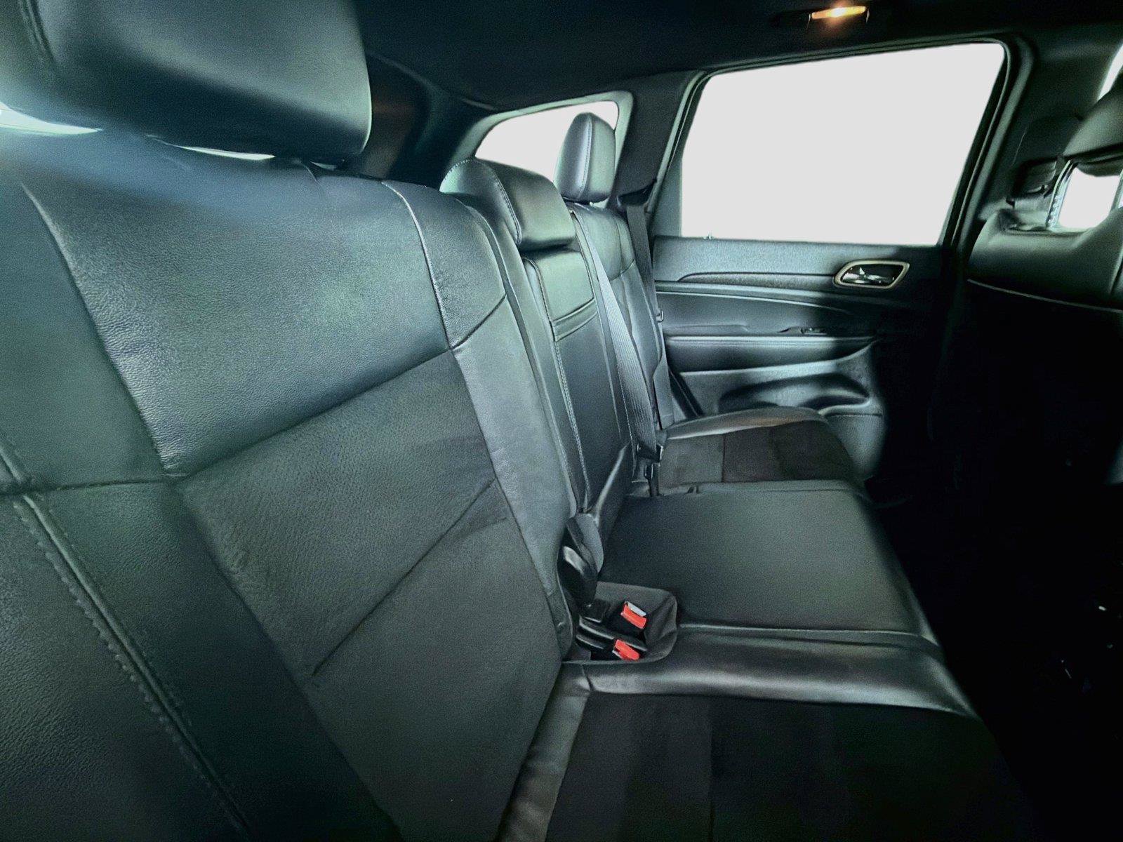 Used 2015 Jeep Grand Cherokee Altitude RWD image 25