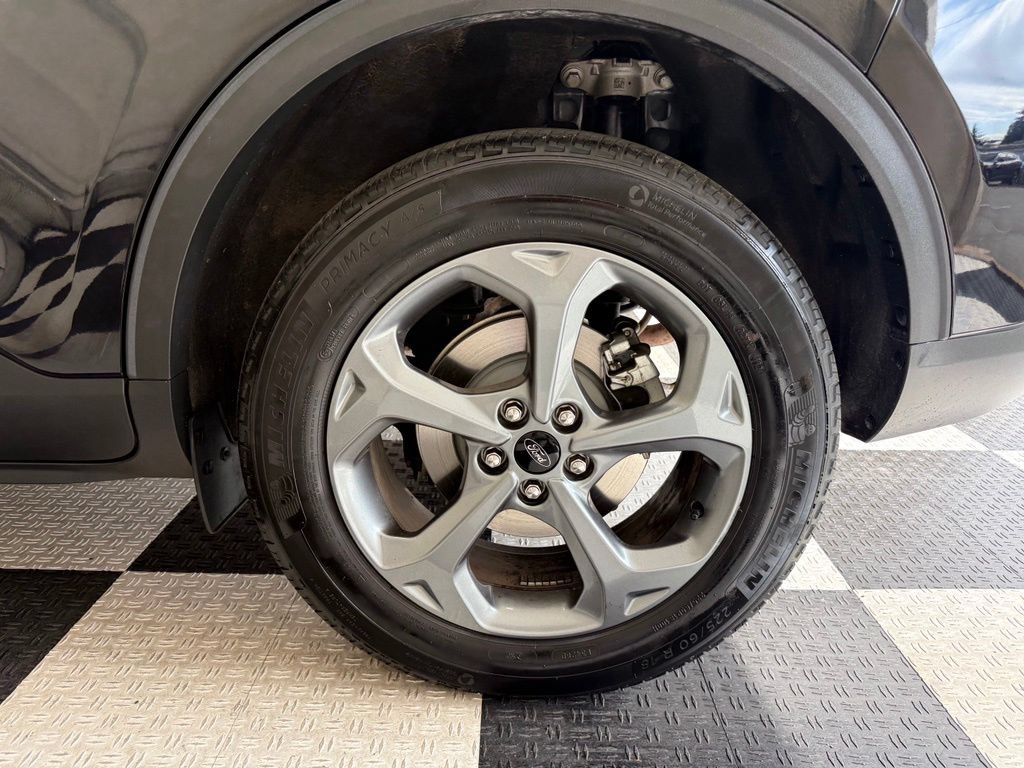 Used 2025 Ford Escape ST-Line Select AWD/4WD image 11