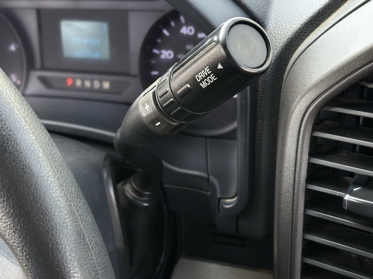 Used 2022 Ford F250 XL w/ Power Equipment Group AWD/4WD image 18