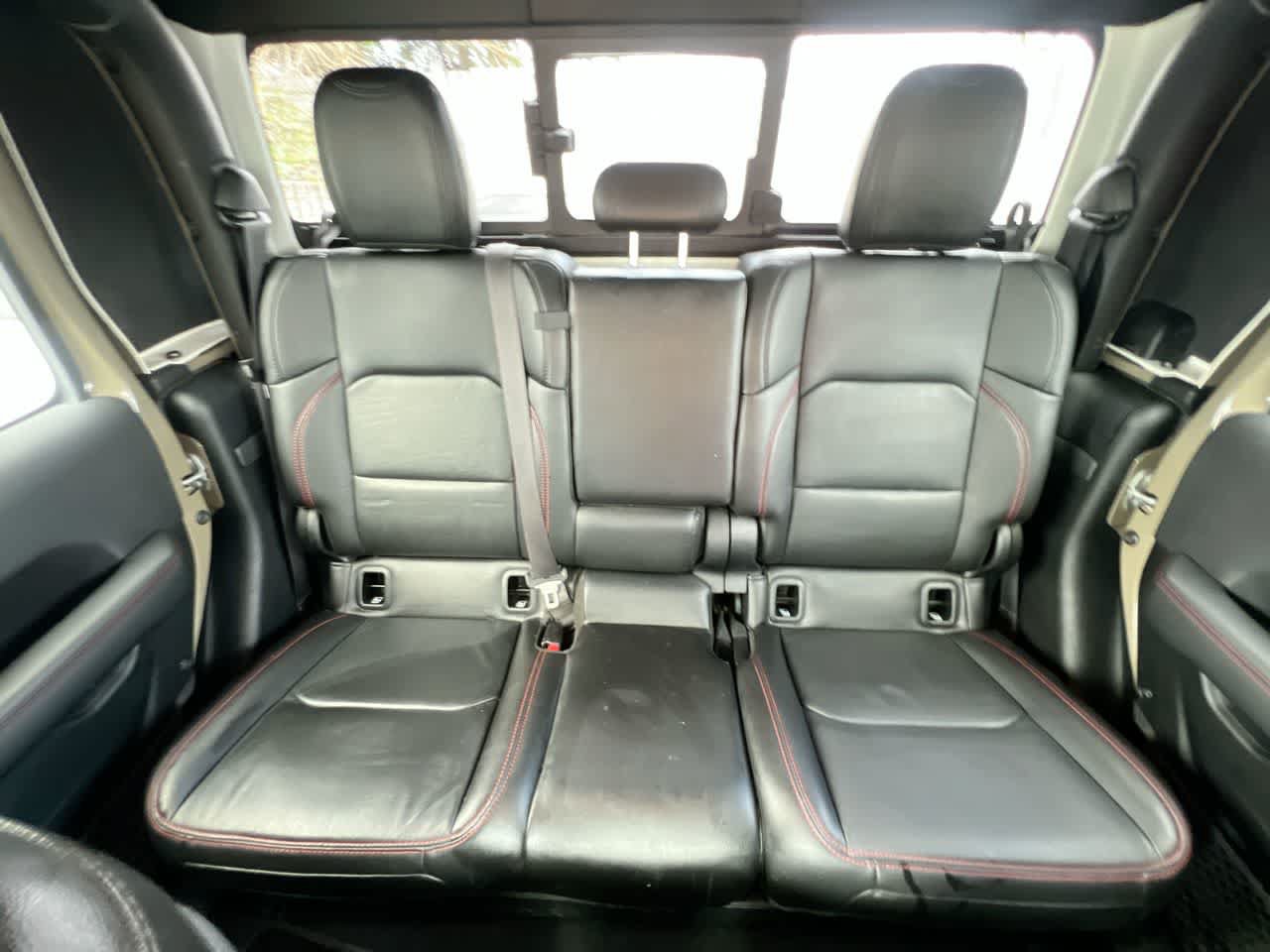 Used 2020 Jeep Gladiator Rubicon AWD/4WD image 23