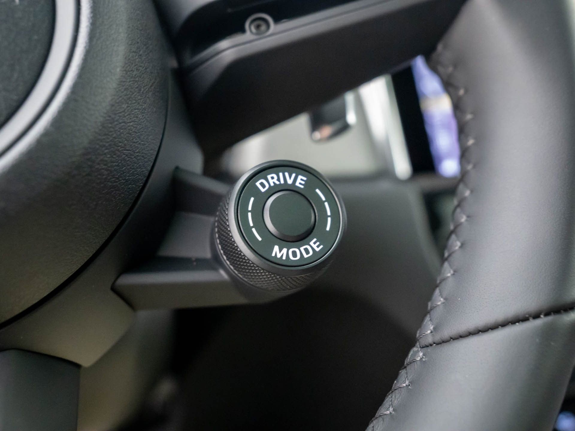 Certified 2026 Porsche Macan image 30