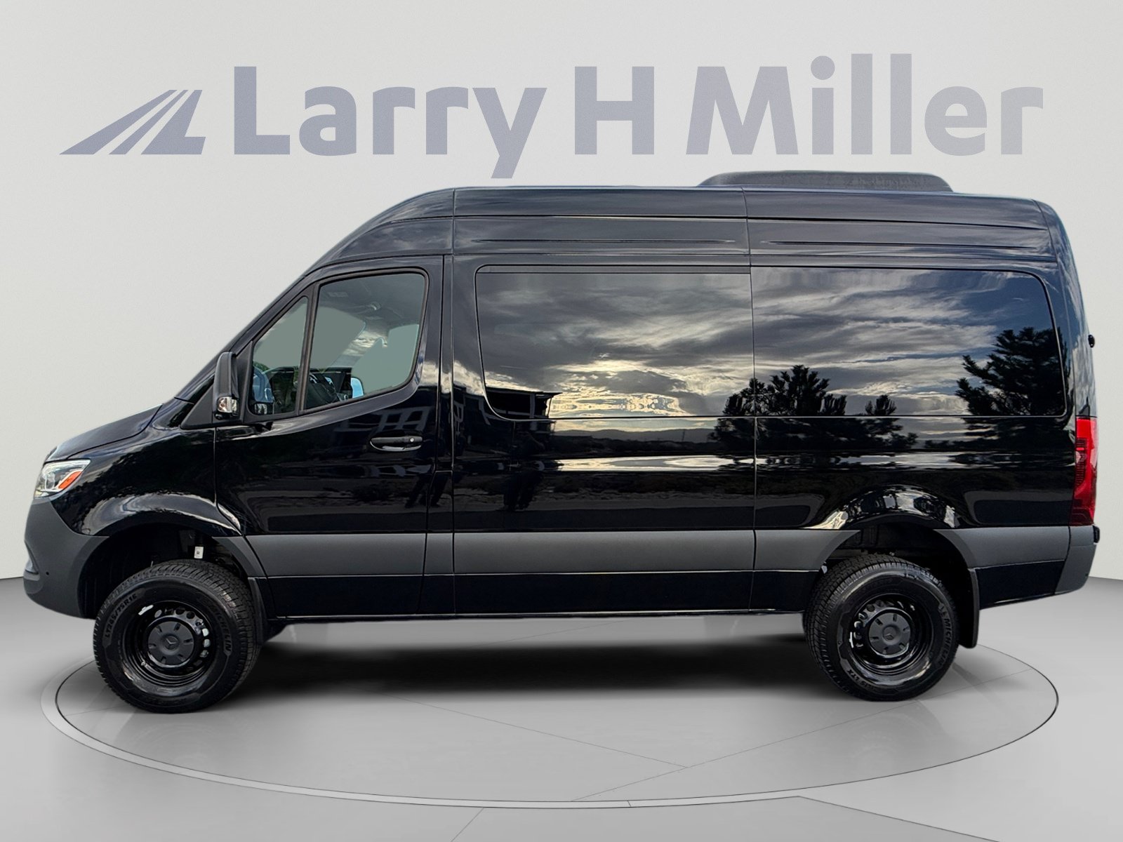 New 2026 Mercedes-Benz Sprinter 2500 image 2