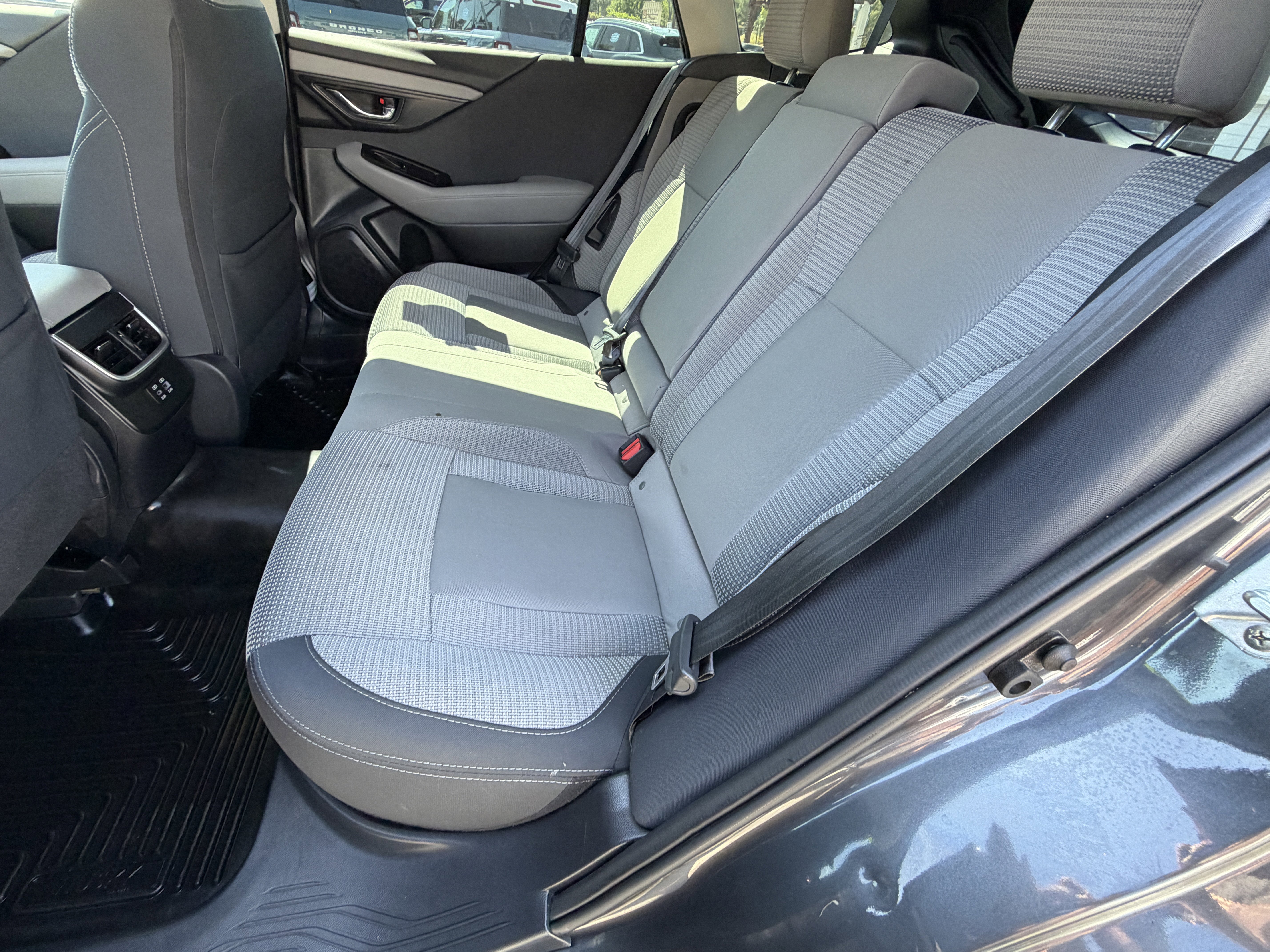 Used 2023 Subaru Outback Premium image 24