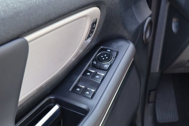 Used 2025 Ford Expedition Max Active AWD/4WD image 16