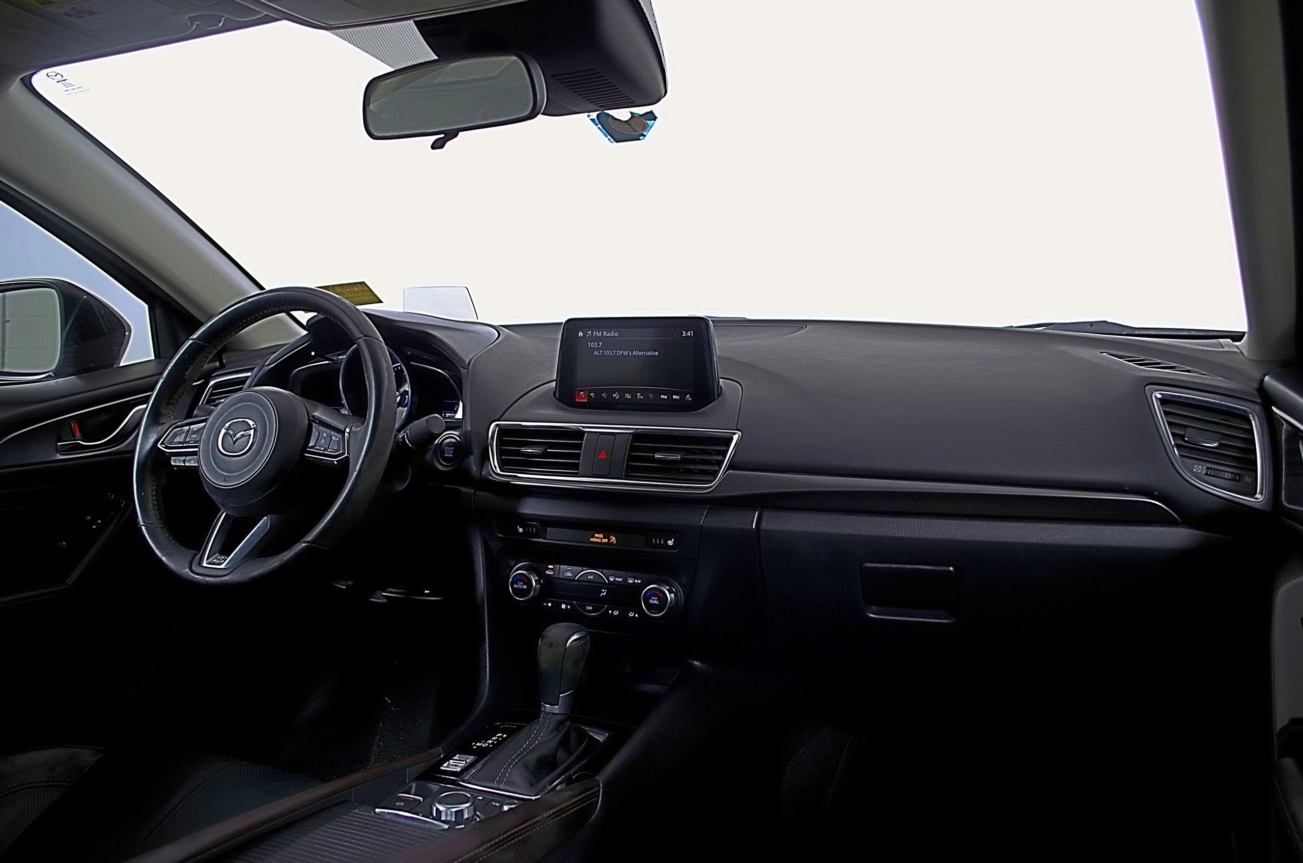 Used 2017 MAZDA MAZDA3 Grand Touring image 14