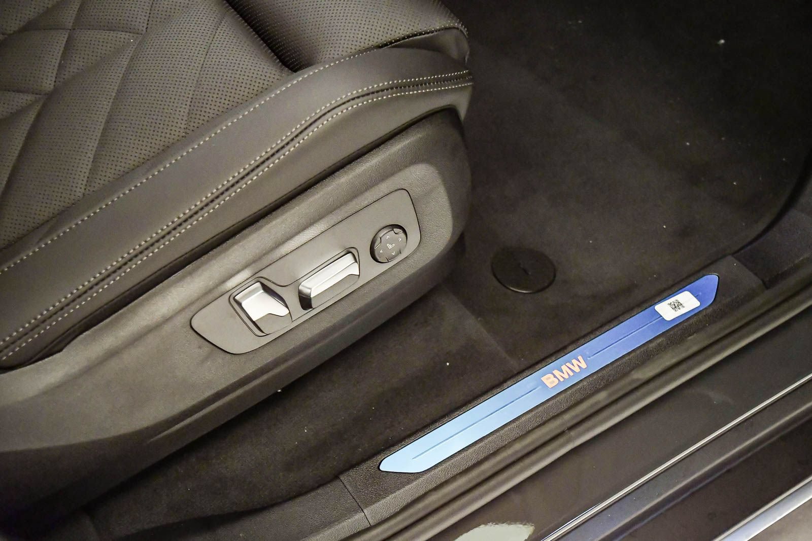 New 2026 BMW X5 xDrive50e AWD/4WD image 18