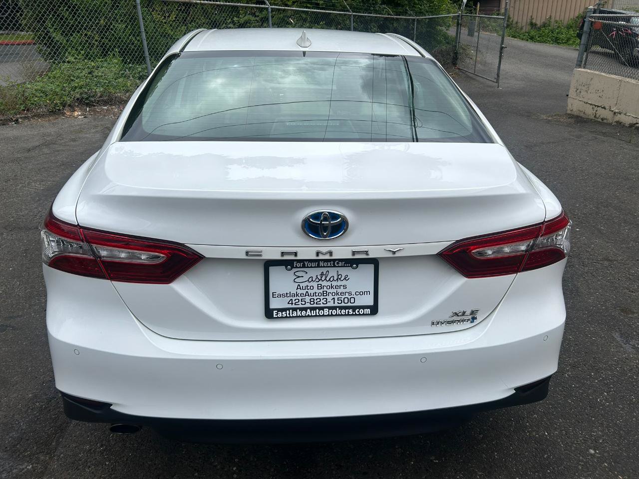 Used 2019 Toyota Camry XLE w/ Driver Assist Package FWD image 6
