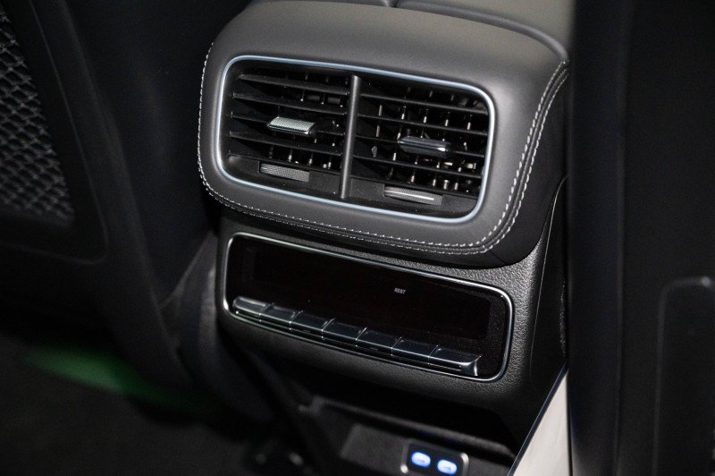 New 2026 Mercedes-Benz GLS 63 AMG 4MATIC image 19