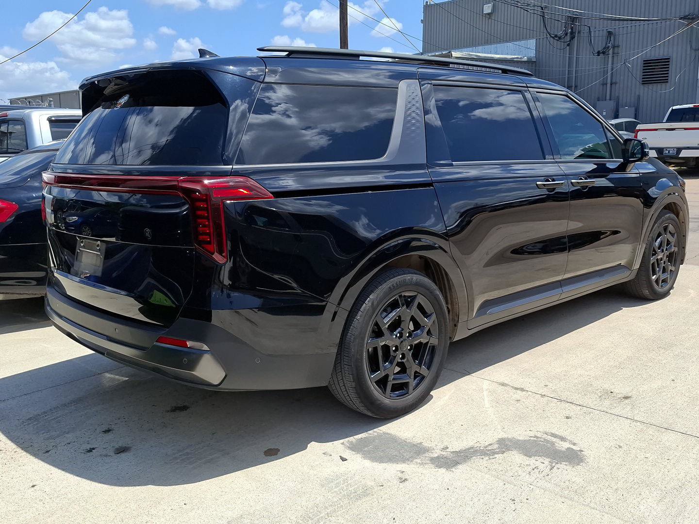 Used 2025 Kia Carnival SX Prestige FWD image 10