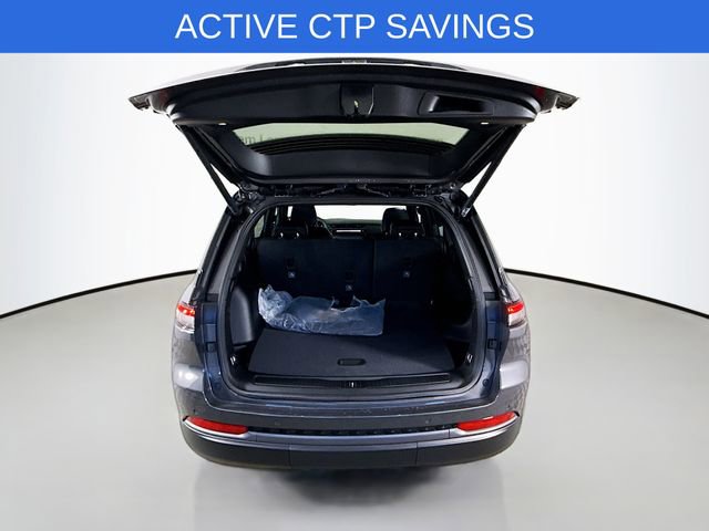 New 2026 Jeep Grand Cherokee Altitude image 24