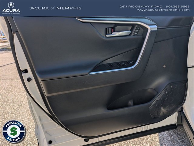 Used 2021 Toyota RAV4 Limited image 22