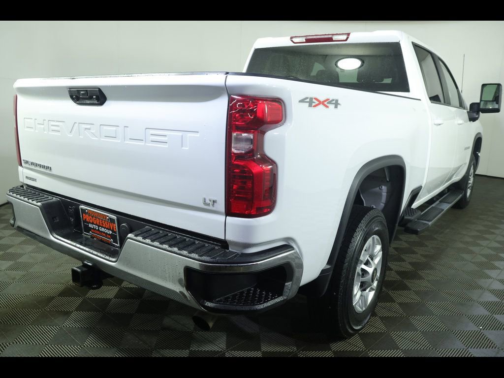 Used 2024 Chevrolet Silverado 2500 LT AWD/4WD image 14