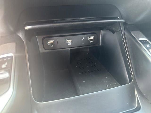 Used 2022 Kia Sorento EX image 26