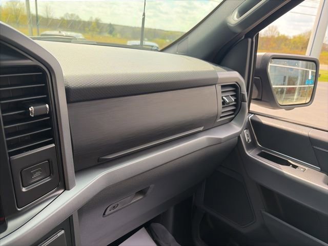 Used 2025 Ford F150 XLT w/ Equipment Group 302A MID AWD/4WD image 27