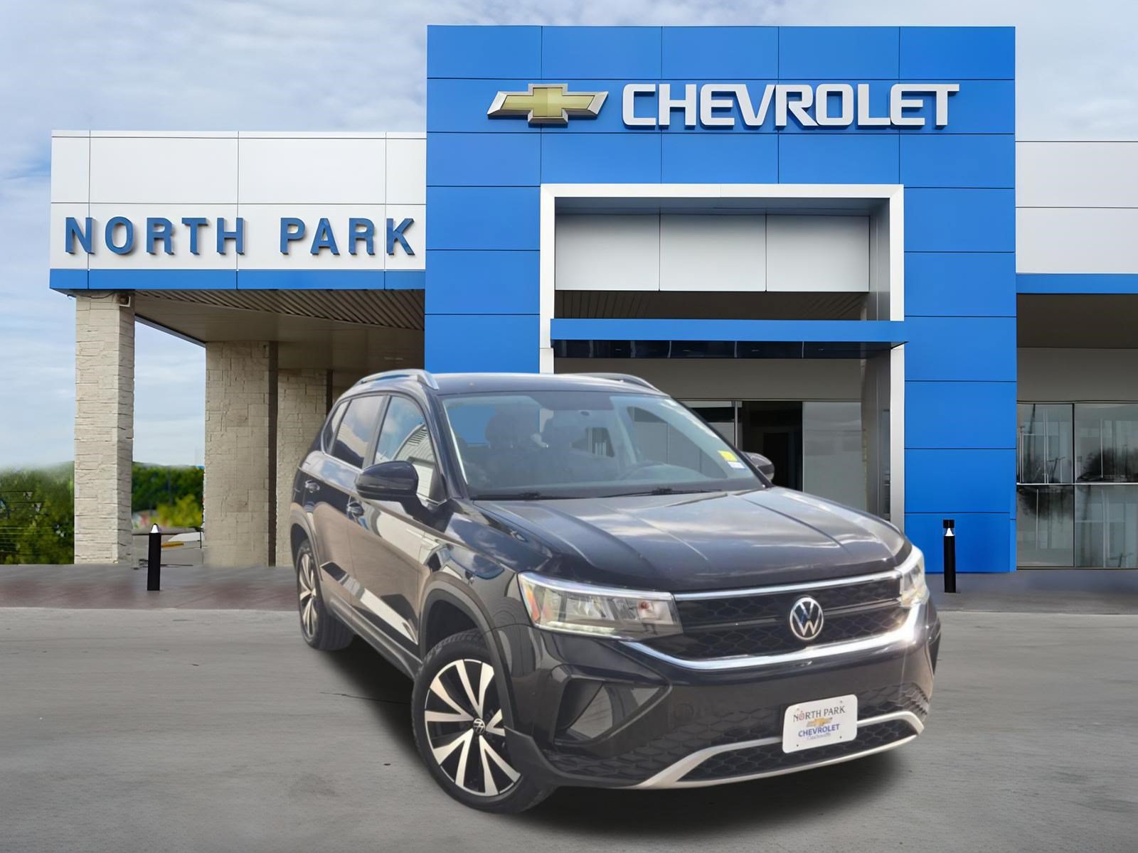Used 2022 Volkswagen Taos SE