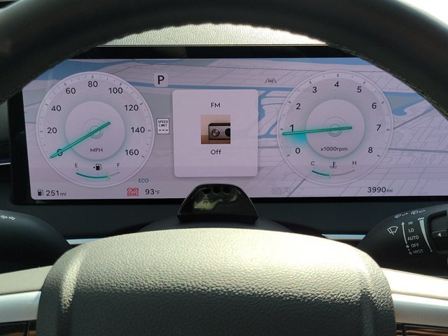 Certified 2026 Genesis GV70 2.5T Select AWD/4WD image 22