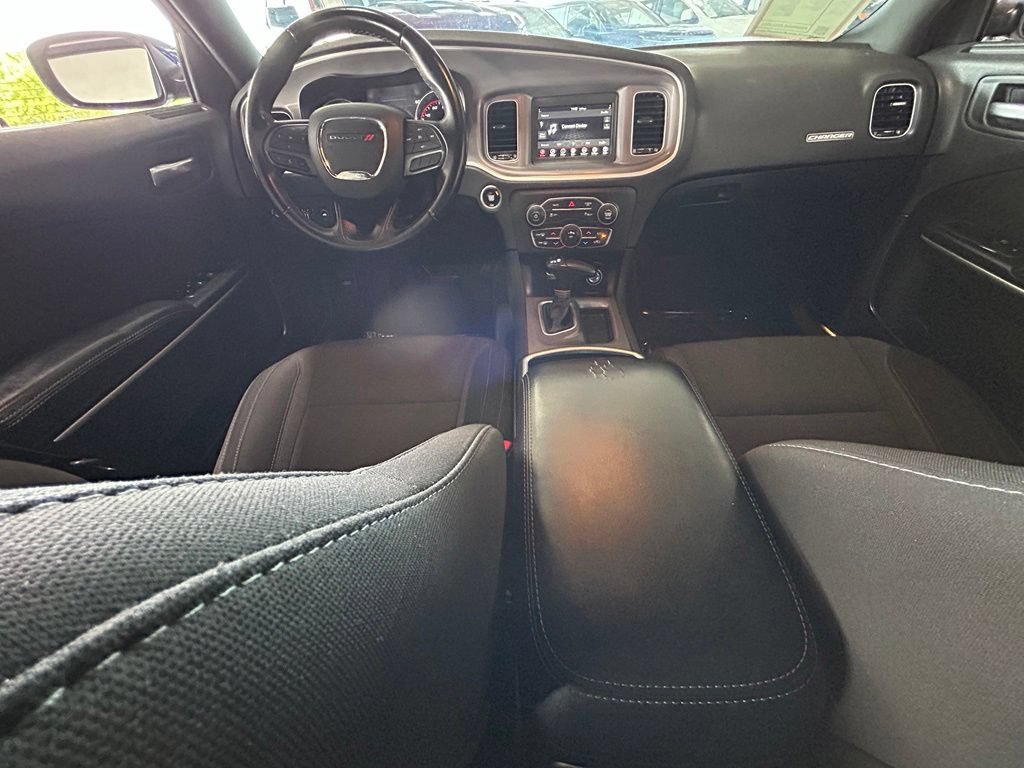 Used 2022 Dodge Charger SXT RWD image 20