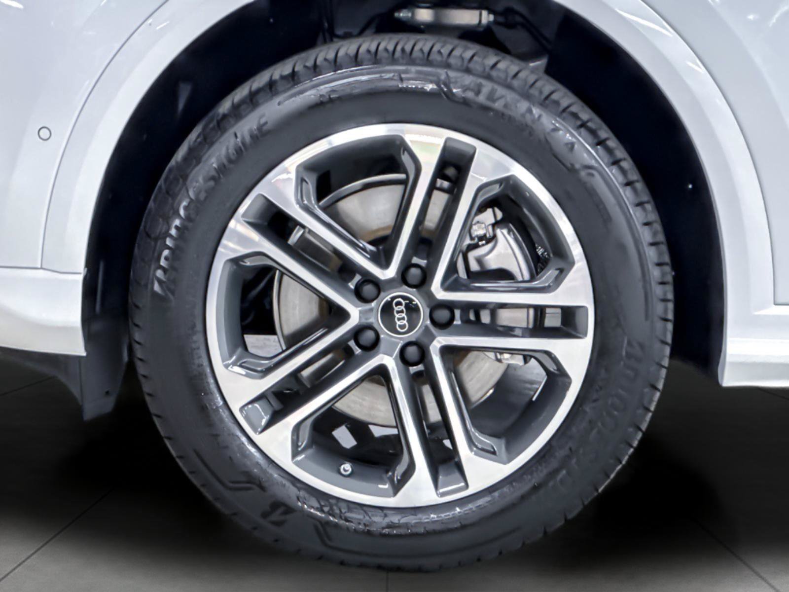 New 2026 Audi Q5 Premium AWD/4WD image 25