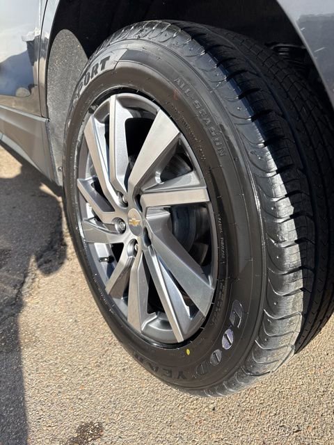 Used 2023 Chevrolet Equinox LT AWD/4WD image 6