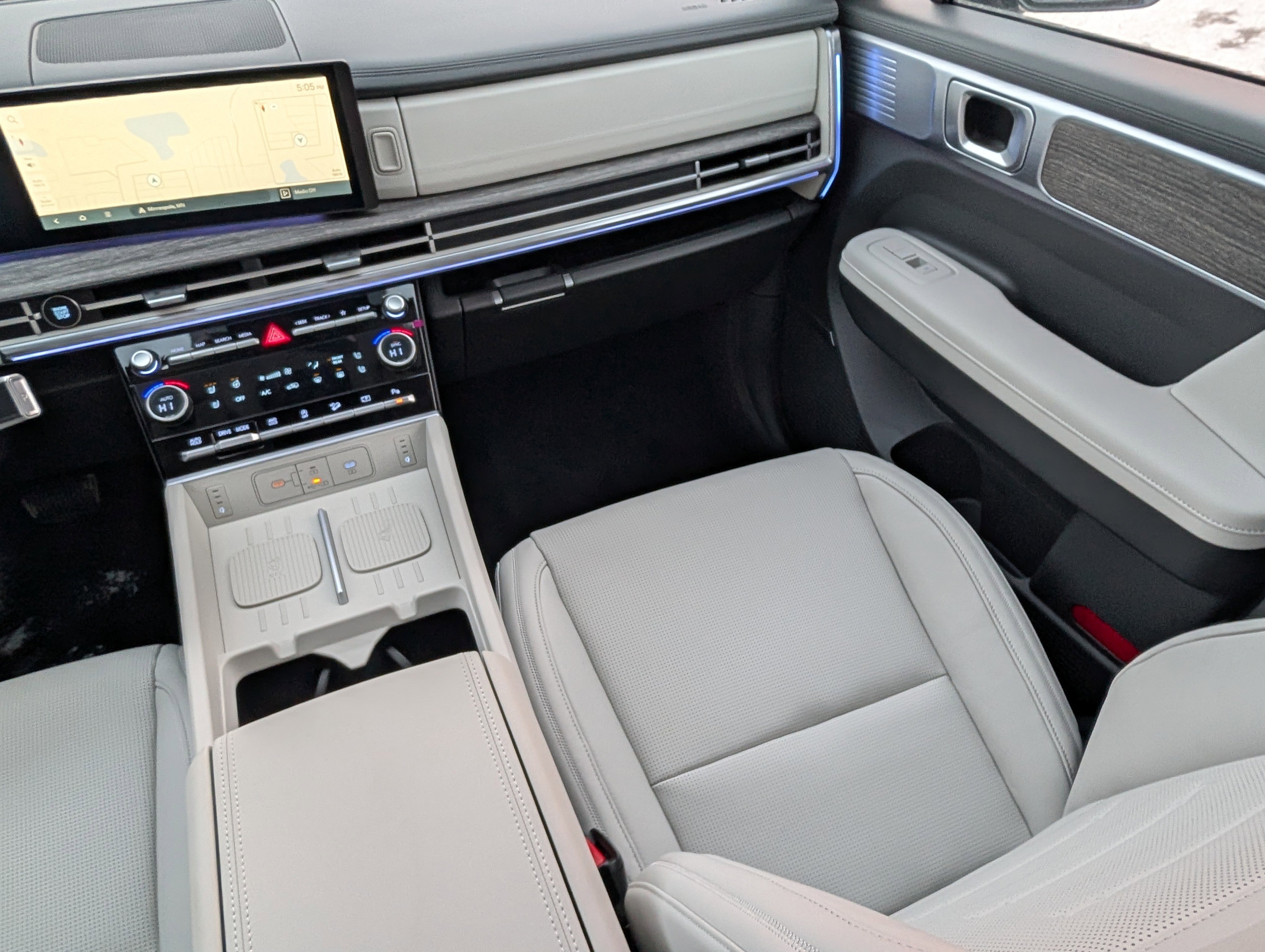 New 2026 Hyundai Santa Fe Calligraphy image 8