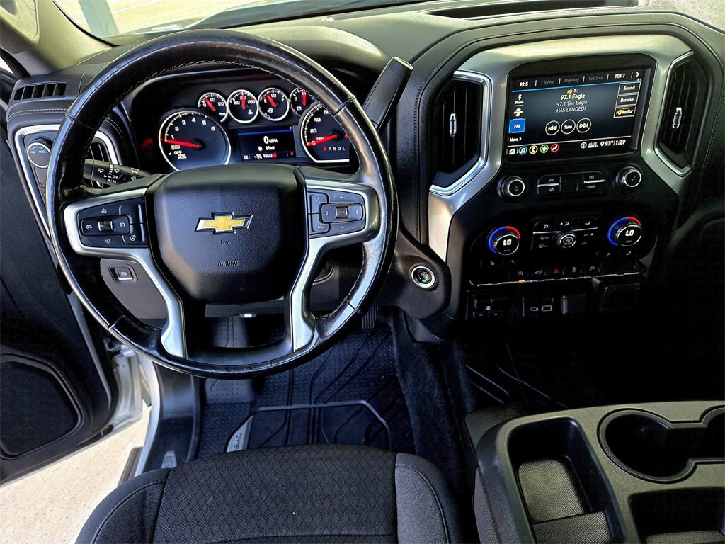 Used 2020 Chevrolet Silverado 1500 LT w/ Texas Edition image 13