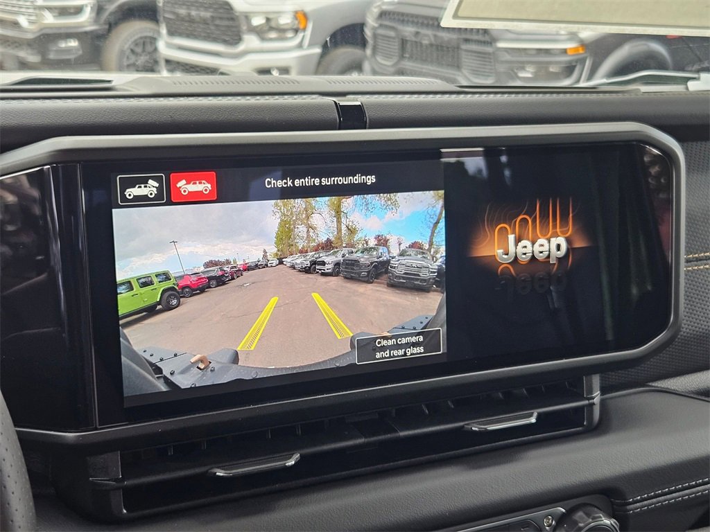 New 2025 Jeep Wrangler Unlimited Rubicon 392 image 25