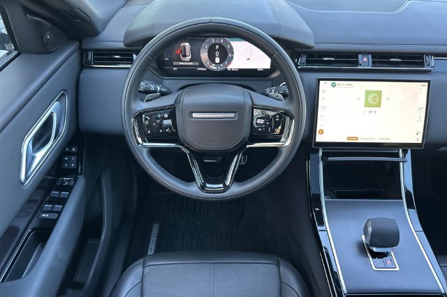 Used 2026 Land Rover Range Rover Velar Dynamic SE AWD/4WD image 13