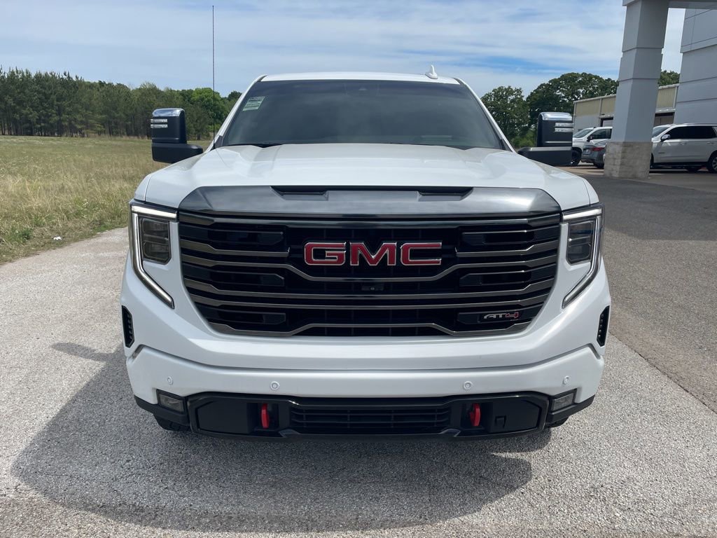 Used 2023 GMC Sierra 1500 AT4 w/ Technology Package image 8