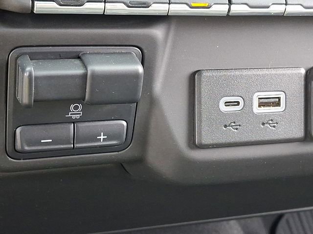 Certified 2024 Chevrolet Silverado 2500 Custom w/ Custom Value Package AWD/4WD image 26