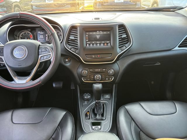 Used 2020 Jeep Cherokee Latitude Plus w/ Comfort/Convenience Group AWD/4WD image 10