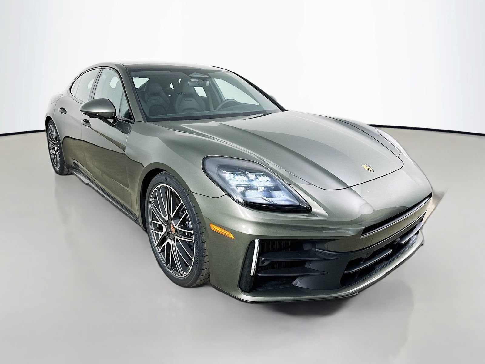 New 2026 Porsche Panamera 4 AWD/4WD image 3