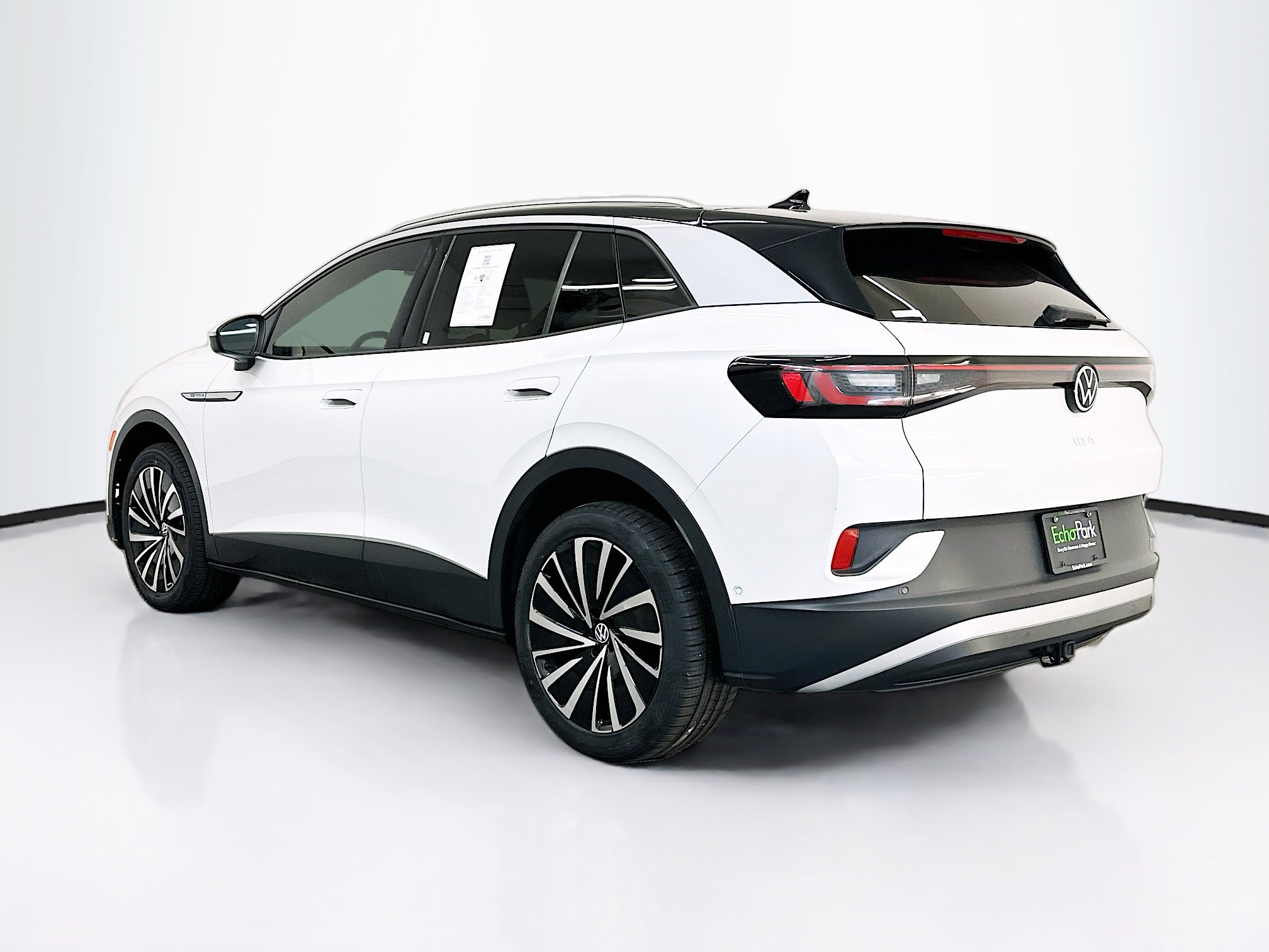 Used 2023 Volkswagen ID.4 Pro S Plus AWD/4WD image 5