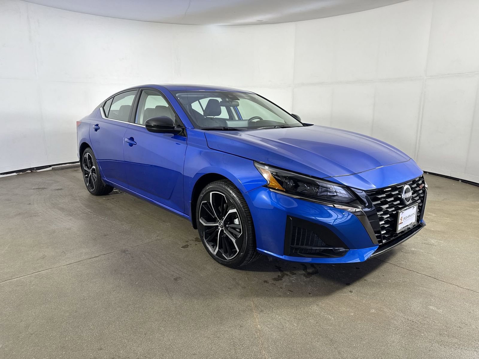 Certified 2025 Nissan Altima 2.5 SR w/ SR Premium Package image 3