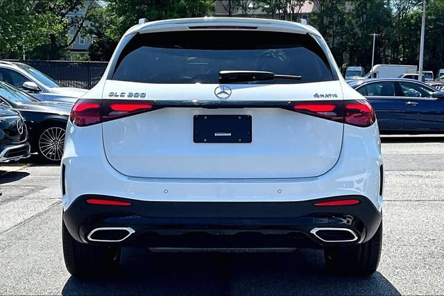 Certified 2024 Mercedes-Benz GLC 300 4MATIC image 3