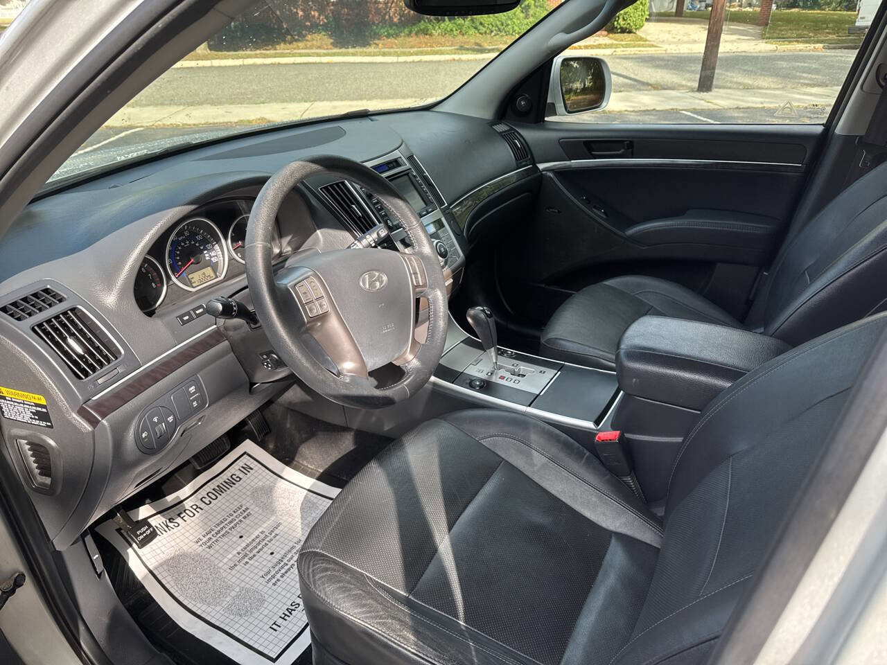 Used 2011 Hyundai Veracruz Limited w/ Navigation Pkg 3 image 5