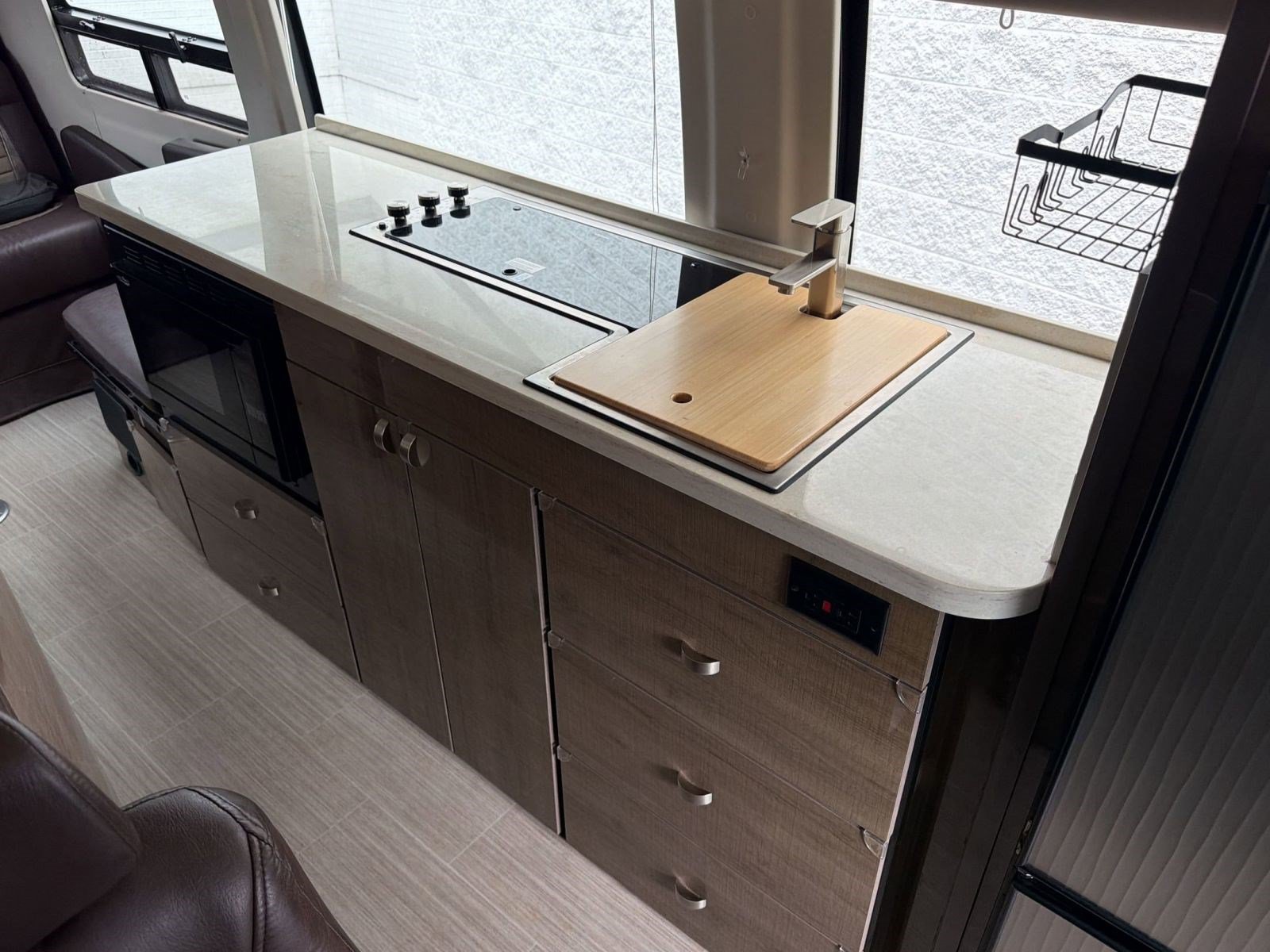 Used 2018 Mercedes-Benz Sprinter 3500 image 36