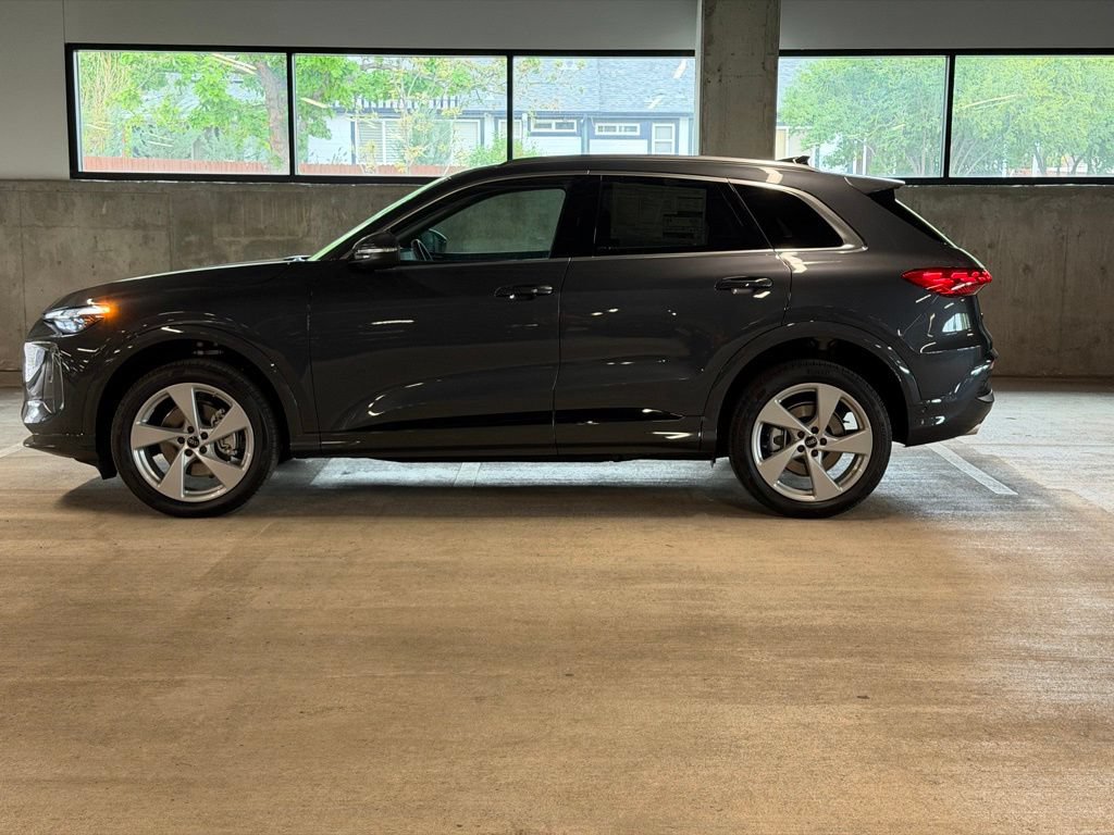 New 2026 Audi Q5 Premium Plus AWD/4WD image 2
