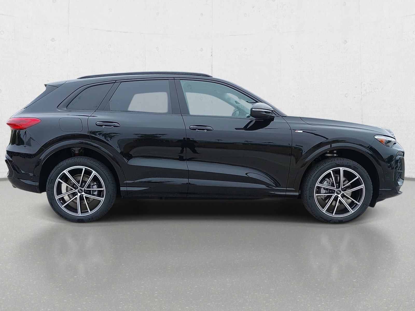 New 2026 Audi Q5 Premium Plus AWD/4WD image 4