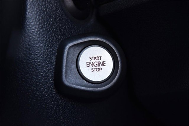 Used 2014 Volkswagen Eos w/ Sport Package image 15