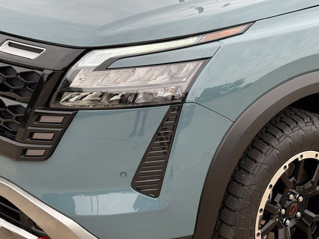 New 2026 Nissan Pathfinder Rock Creek AWD/4WD image 9